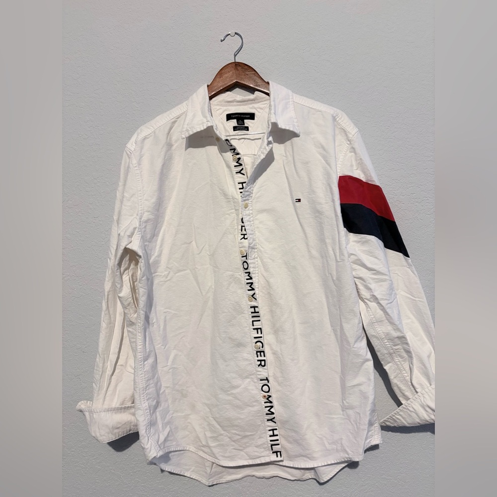 Tommy Hilfiger, 90’s vintage button up